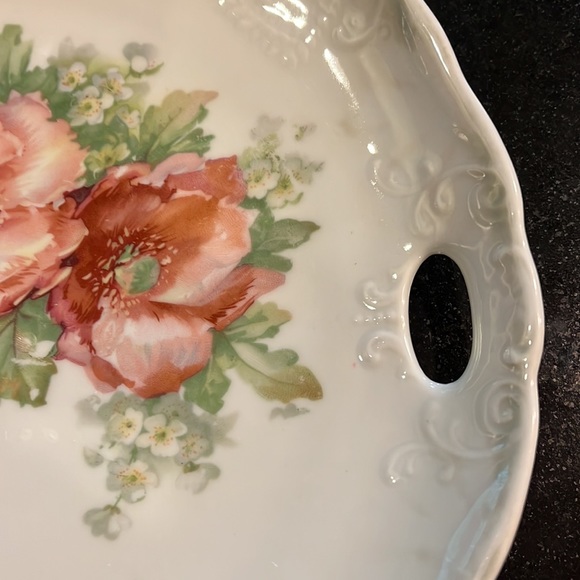 Vintage Shabby Chic Hand Painted Flowers on Handled Plate - Picture 4 of 9